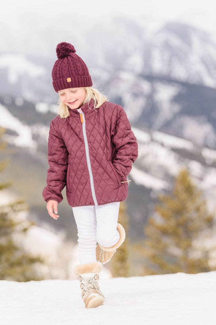 Classic Cable Knit Pom Pom Hat in Cranberry